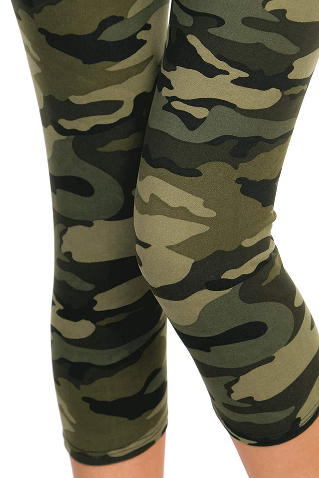 VIV Collection Print Brushed Ultra Soft Cropped Capri Leggings Regular and Plus (Sizes XS - 2XL) Listing 1